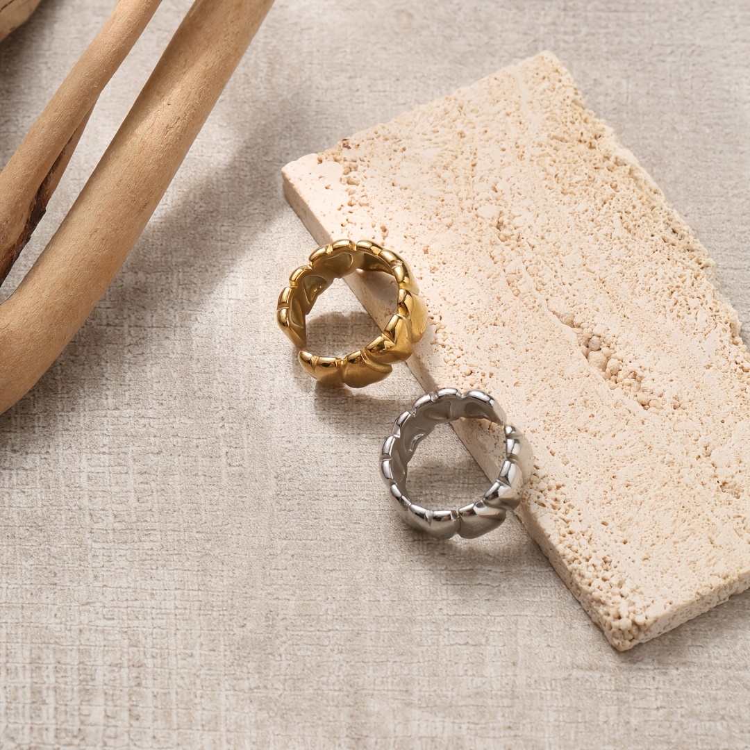 Couple's Stainless Steel Ring, Stylish Wavy Heart Design